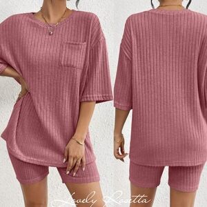 Pink Ribbed Women's Shorts Set